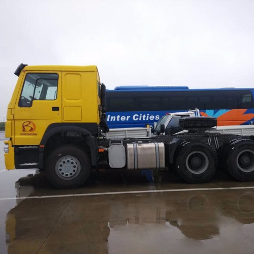Weißer des Anhänger-Kopf-40t des Primärantrieb-6x4 Reifen 12.00R20 Traktor-LKW-des Euro-2