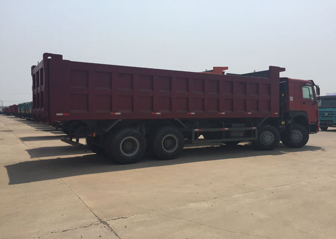 Räder LHD Tipper Trucks SINOTRUK HOWO 371HP 12 31 Tonnen 20-30CBM ZZ3317N3567W