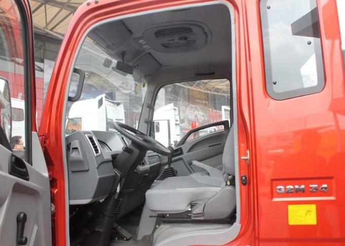 Transporter SINOTRUK HOWO 5 Tonnen Leicht- LKW-für Logistik ZZ1047C2813C145