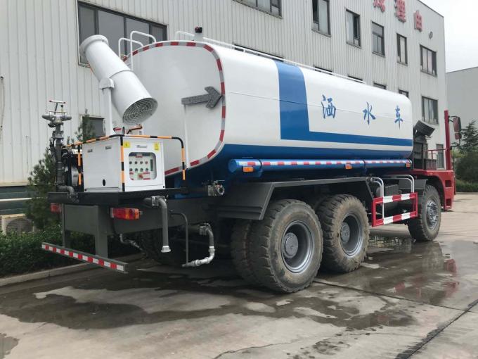 Des Sinotruk-Licht-Modell-8000L Emission Wasser-des Tankwagen-4x2 des Euro-3 3