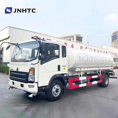 Sinotruck HOWO des Licht-1000l Wasserwagen-Behälter Berieselungsanlagen-LKW-4X2