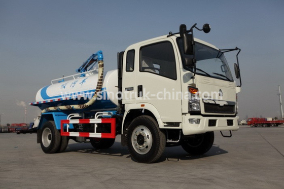 Sicherheits-Saugabwasser-LKW-Gesamtausmasse 6880×2330×2870 HOWO 4×2 hoher