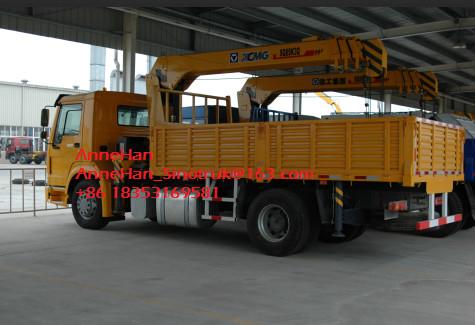 Kran Sinotruk Howo 4x2 brachte LKW, Tonne 5-10 Xcmg-Teleskopausleger-Kran an