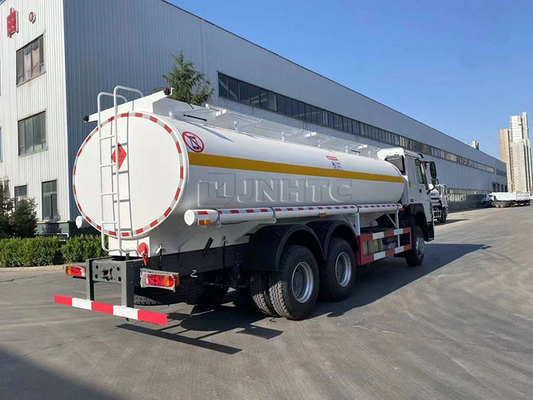 Fahren 6x4 20000L Sinotruk Howo Tanklastzug-371hp LHD