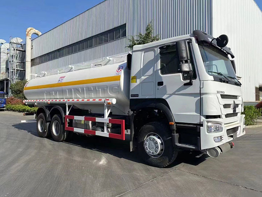 Fahren 6x4 20000L Sinotruk Howo Tanklastzug-371hp LHD