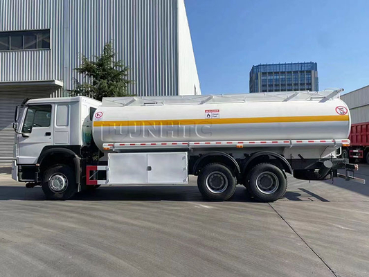 Fahren 6x4 20000L Sinotruk Howo Tanklastzug-371hp LHD