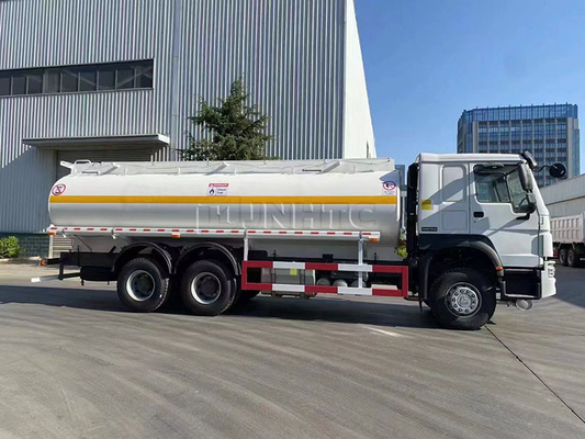 Fahren 6x4 20000L Sinotruk Howo Tanklastzug-371hp LHD