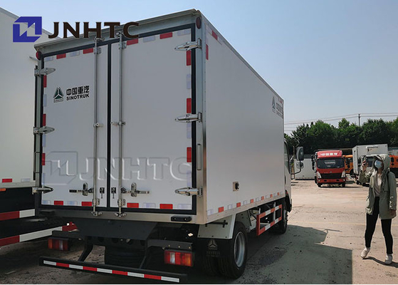 Kühlfahrzeuge SINOTRUCK Howo 4x2 für Fleisch 266hp
