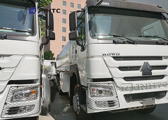 Behälter des Wasser-20m3, der LKW Sinotruk Howo 6x4 besprüht