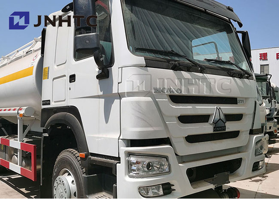 Brennstoff-Tankwagen 6x4 20000l Sinotruk Howo 25000 Liter