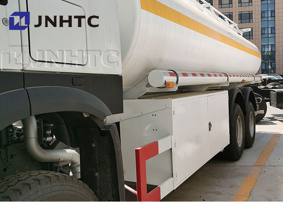 Brennstoff-Tankwagen 6x4 20000l Sinotruk Howo 25000 Liter