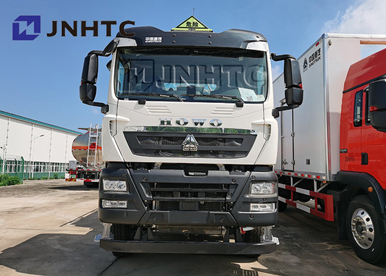 Heizöl-Tankwagen-Kapazität Sinotruk HOWO 8X4 25000 Liter