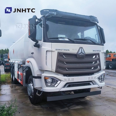 Kraftstoffförderungs-Dieseltanklastzug SINOTRUK HOHAN 6X4 für Verkauf