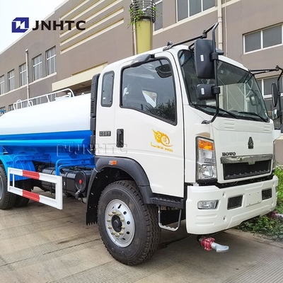 5000 L Tank Sinotruk Howo Leichtwasser Tank Truck 6 Räder 5 Cbms