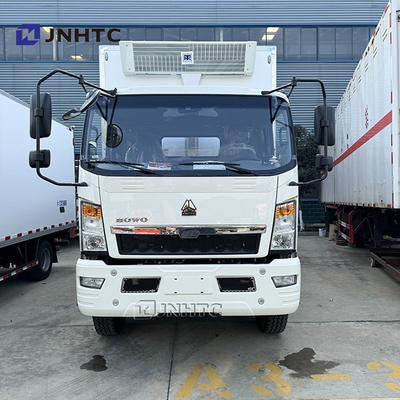 Neuer Lihgt Kühlfahrzeug Sinotruck 4X2 5 Tonnen für die Kühlung von Lebensmitteln Lieferung Niedrigpreis