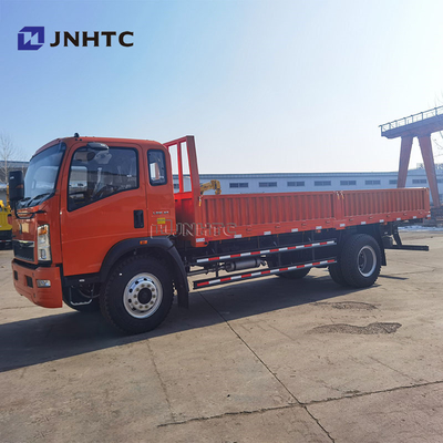 Warmverkauf HOWO Lkw 4X2 6 Räder 8-10Tons Licht rechts fahren mit Klimaanlage