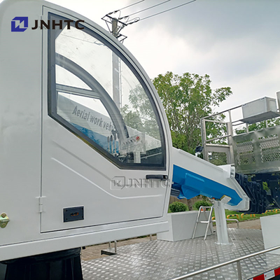 Howo 4x2 Bucket Truck Luftarbeitsplattform Truck Mounted High Altitude Operation Truck für die Wartung von Straßenlaternen