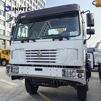 Bester HOWO Diesel-Lkw 4x4 6 Räder Chassis mit Kran hoher Qualität