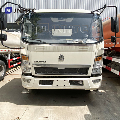 China Howo Tank Wasserfahrzeug 4x2 Leichtwasserfahrzeuge 10cbm Wassersprinklerfahrzeug