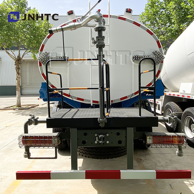 Neuer Sinotruk Howo Spritzwasserbehälter 351 - 450 PS 6x4 10 Räder aus China