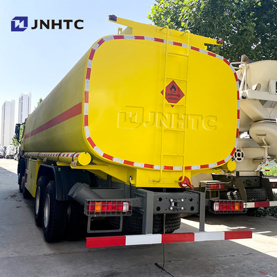 Sinotruk Howo Ölbehälter 8X4 400PS LHD Diesel Brennstoff Öl Tanker Lieferung