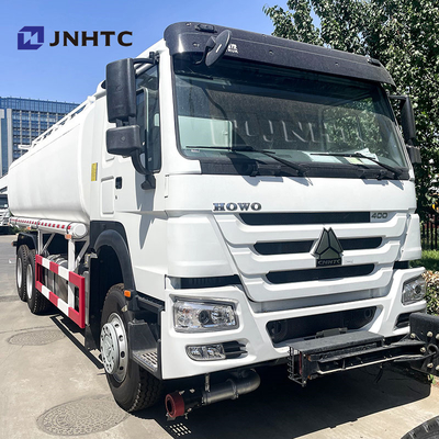 Guter Preis Sinotruk Howo Öl Tankwagen 6X4 400PS LHD Diesel Brennstoff Öl Tankwagen