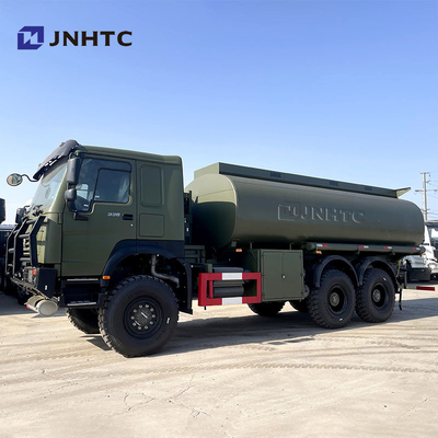 Hot Sinotruk Howo Öl Tankwagen 6x6 All Drive LHD Diesel Brennstoff Öl Tankwagen zum Verkauf
