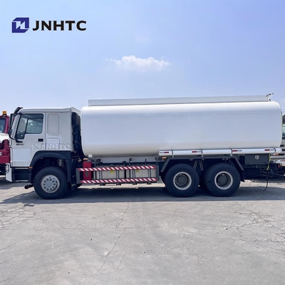 Neuer Howo Tankwagen 6x4 380 PS Kapazität 10 Räder 20000 Liter Kraftstoff Tankwagen zum Verkauf