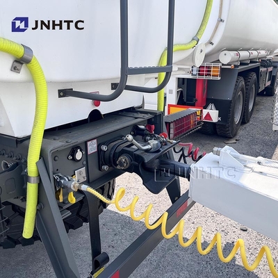 Neuer Howo Tankwagen 6x4 380 PS Kapazität 10 Räder 20000 Liter Kraftstoff Tankwagen zum Verkauf