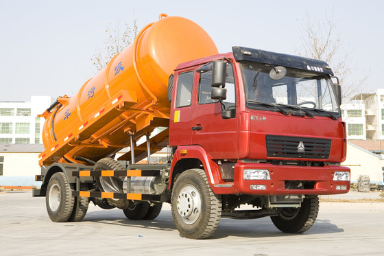 Vakuumpumpe-Klärgrube-Reinigungs-LKW Sinotruk Howo7 16CBM, der Klärschlamm sammelt