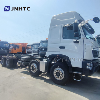 Warmverkauf SINOTRUK HOWO T7S 6x4 Dump Truck Diesel Fahrgestell Truck für Afrika