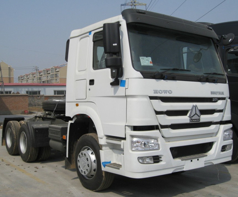 25 des weißen Howo Sinotruk 6x4 Traktor-Tonnen LKW-Wd615.47 mit hohem Zusammenstoß-Widerstand