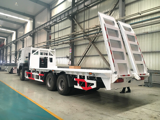 10 Reifen Sinotruk Howo7 Flachbett des Schwergut-LKW-30-40T mit Leiter 6x4 Euro2 371hp