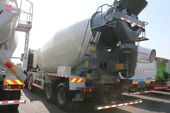 LKW-Dieselkraftstoff-Feuergebührenwerbung des Mischer-6x4 tauscht Sinotruk Howo7
