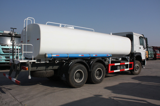 Brennstoff-Tankwagen 20M3 20000L 6x4 langes Leben Sinotruk Howo7 mit Pumpe und Rohren