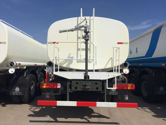 HOWO-Wasser-Tankwagen 6 x 4 336HP besprühen Euro II Breite 14-18mm