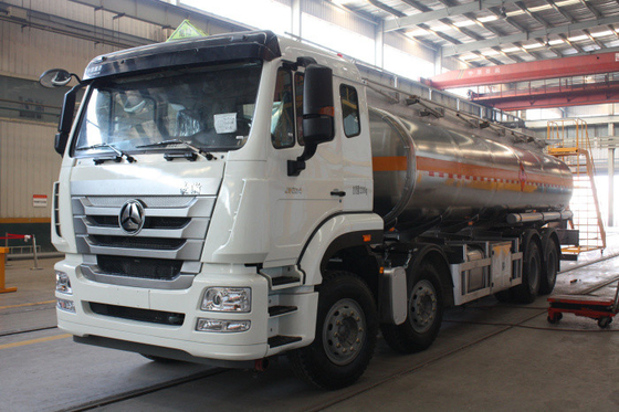 Massenpulver-LKW Sinotruk Hohan, Sicherheit 30m3 8x4 371 Pferdestärken-Heizöl-LKW