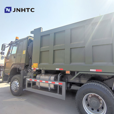 China Bekannte Marke HOWO Tipper Trucks 6X4 400PS Dump Truck Transport in Afrika heiß verkauft