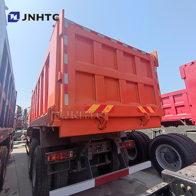 China Bekannte Marke HOWO Tipper Trucks 6X4 400PS Dump Truck Transport in Afrika heiß verkauft