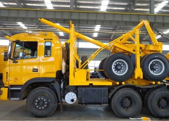 Rechte treibende Klotz-Fördermaschinen-LKW Sinotruk Howo 6*6 400l Marke mit irgendeiner Farbe