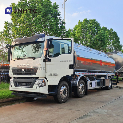 SINOTRUK HOWO Kraftstoffbehälter Lkw Ölbehälter Lkw Tankwagen Lkw mit 25cbm Vollanhänger