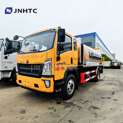 Warmemulgierte HOWO 7000 Liter Asphaltvertreiber Lkw-Sprecher Bitumen-Sprühfahrzeug
