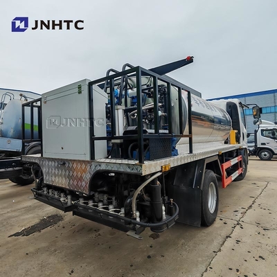 Shacman Asphalt Sprühen Ausrüstung Lastwagen 4X2 160HP Intelligente Bitumen-Spreader zum Verkauf