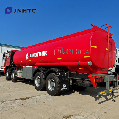 Howo NX Öltankwagen 8X4 400 PS 30000 Liter Treibstofftransport Treibstoff Tankwagen