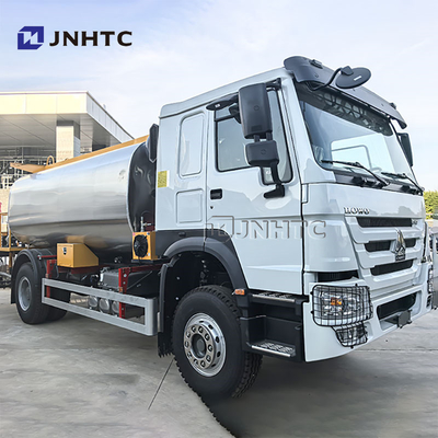 Neuer Sinotruk Howo 6 Räder Kraftstoff Tankwagen 10000 Liter Öl Tanker mit Beruf anpassen