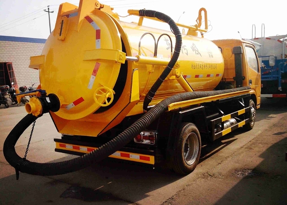 Kippen Sie Lenkrad-Vakuumabwasser-Saug-LKW/Abwasser-Reinigungs-LKW