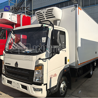 HOWO 6 Räder Kühlfahrzeug Kleines Kühlfahrzeug Eiscreme Transport Gefrierschrank Lieferwagen zum Verkauf