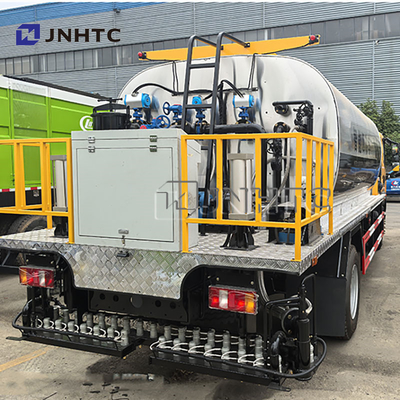 HOWO Straßenbaumaschinen Automatischer Asphaltverteiler Bitumenverteiler Asphaltsprühwagen