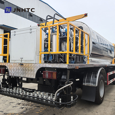 HOWO 6 Rad Asphalt Bitumen Verteiler Bitumen Sprüher Lastwagen zum Verkauf