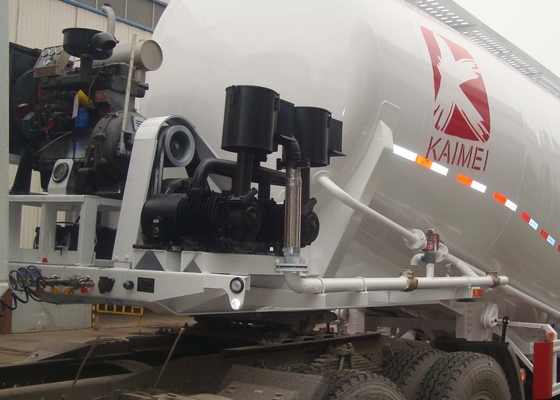 ISO führte 10 Wheeler Sinotruk Howo Bulk Cement den Tankwagen und Traktor-LKW mit 50M ³ Tanker-Körper